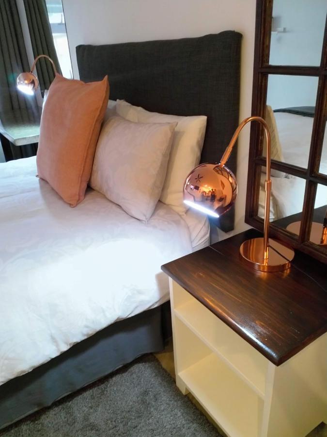The Oak Treehouse Bnb Queenstown Exteriör bild